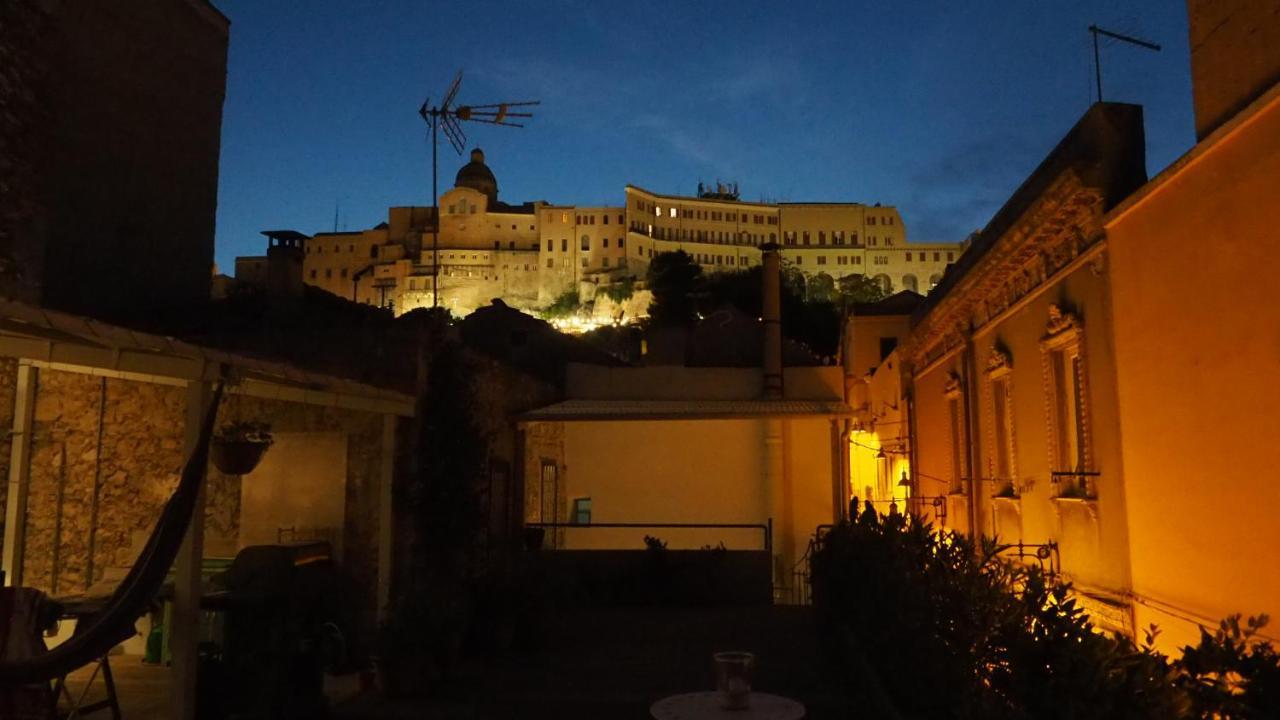 Al Sale Bed and Breakfast Cagliari Eksteriør billede