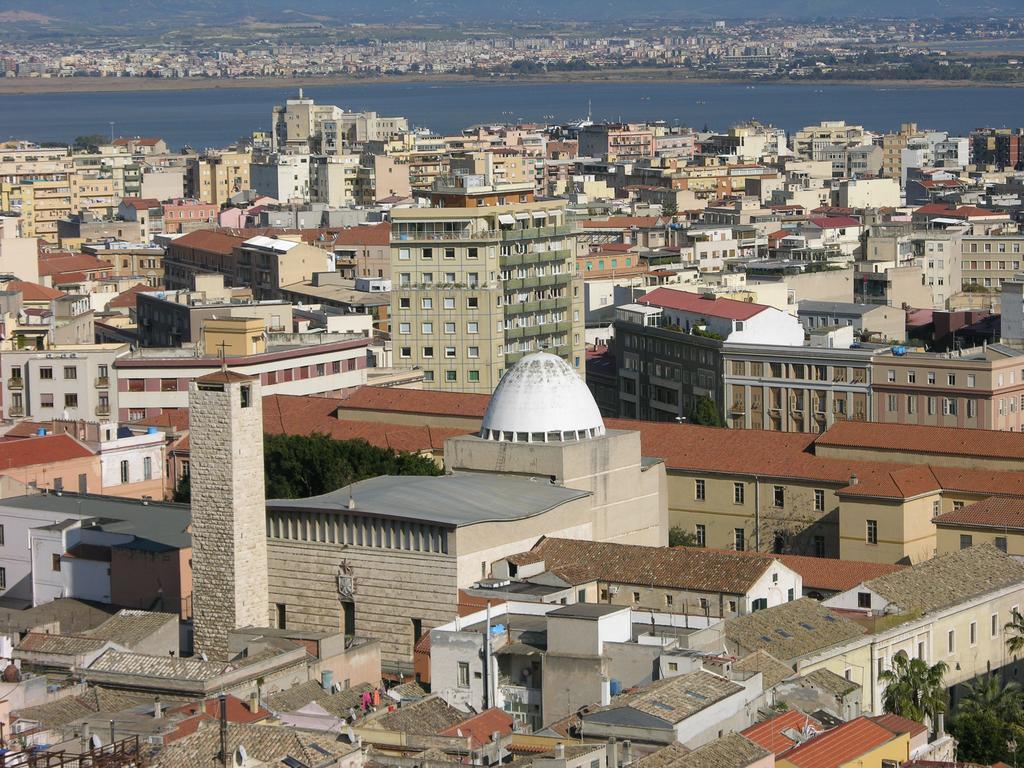 Al Sale Bed and Breakfast Cagliari Eksteriør billede